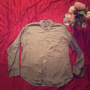 Donna Karan Men’s Business Casual/Dress shirt.